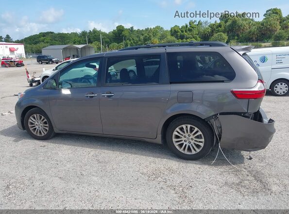 5TDYK3DC6GS718775 2016 TOYOTA SIENNA Gray 360 interior view