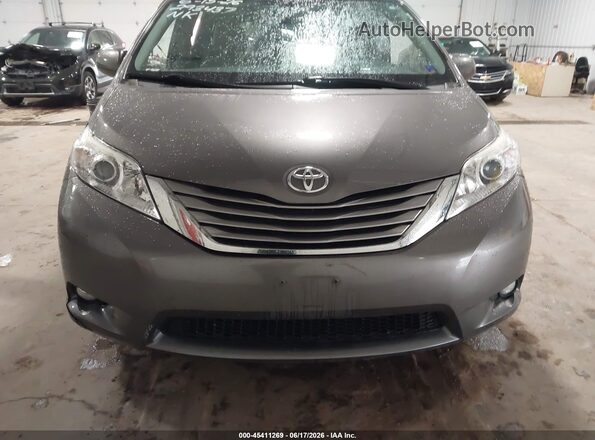 5TDYK3DC6GS757561 2016 TOYOTA SIENNA Gray Вид щитка приладів