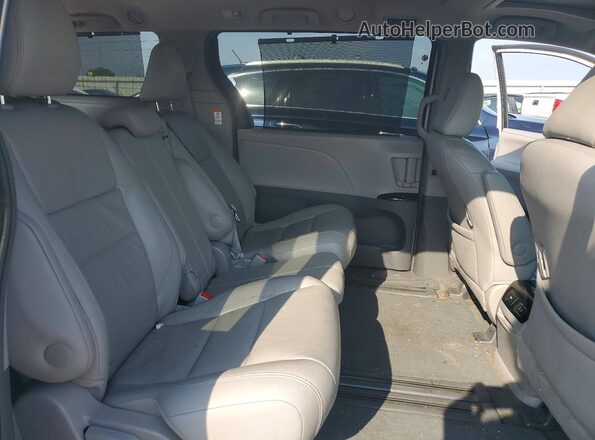 5TDYK3DC7GS728487 2016 TOYOTA SIENNA White უკანა სალონის ხედი