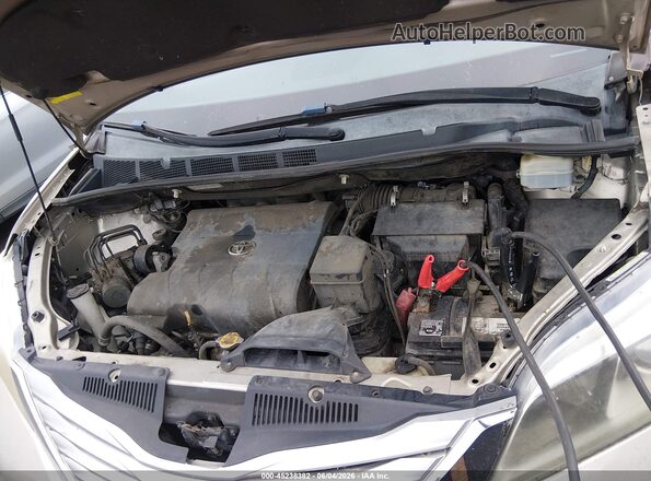 5TDYK3DC9GS719340 2016 TOYOTA SIENNA Gold 