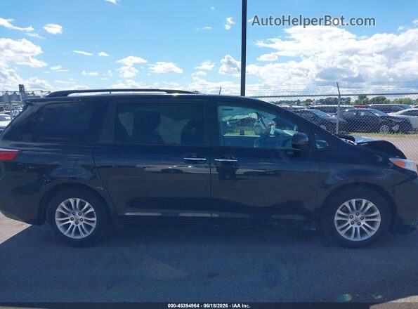 5TDYK3DCXGS744778 2016 TOYOTA SIENNA Black Вид задньої частини салону