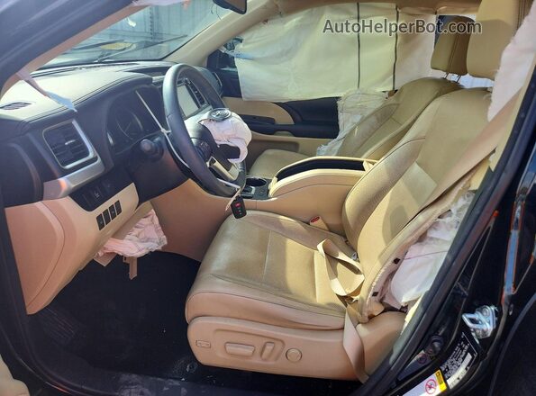 5TDYKRFH2GS171127 2016 TOYOTA HIGHLANDER Черный Вид салона спереди
