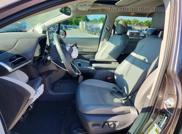 5TDYRKEC0MS032666 2021 TOYOTA SIENNA Gray Вид салону спереду