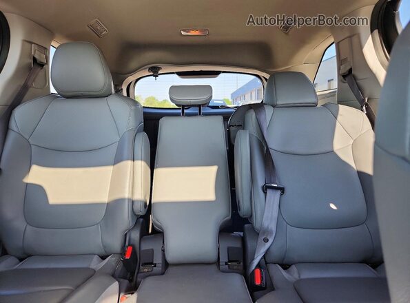 5TDYRKEC0MS032666 2021 TOYOTA SIENNA Gray Вид задніх сидінь