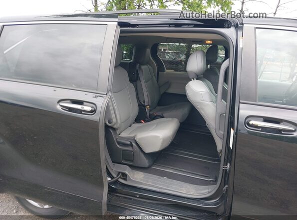 5TDYRKEC1PS168647 2023 TOYOTA SIENNA Black VIN sticker view