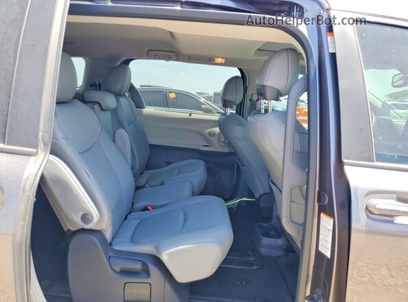 5TDYRKEC1RS215694 2024 TOYOTA SIENNA Gray Вид задньої частини салону