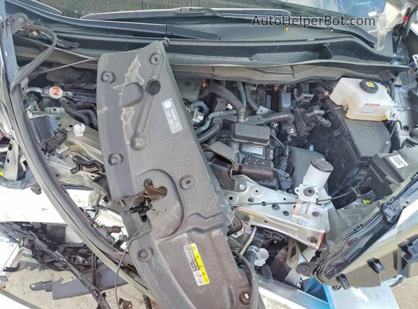 5TDYRKEC2SS227911 2025 TOYOTA SIENNA Silver Widok komory silnika