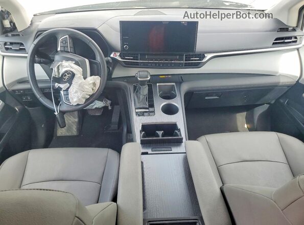 5TDYRKEC2SS227911 2025 TOYOTA SIENNA Silver Widok deski rozdzielczej