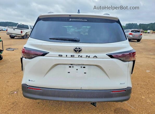 5TDYRKEC2TS308778 2026 TOYOTA SIENNA White 