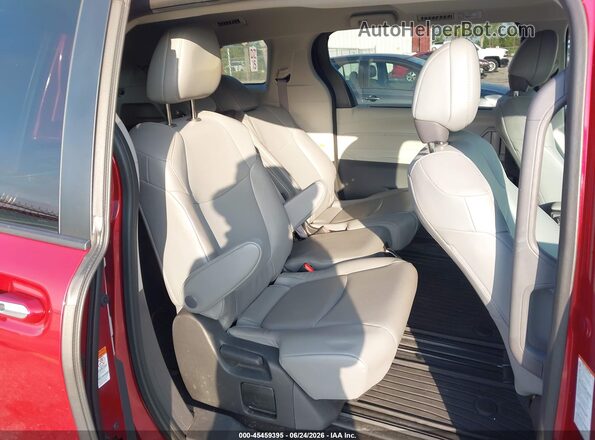 5TDYRKEC5NS100557 2022 TOYOTA SIENNA Red Widok naklejki z numerem VIN
