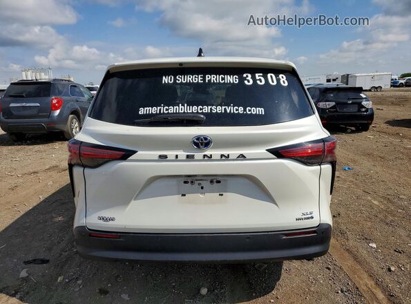 5TDYRKEC6MS018934 2021 TOYOTA SIENNA White უკანა ხედი