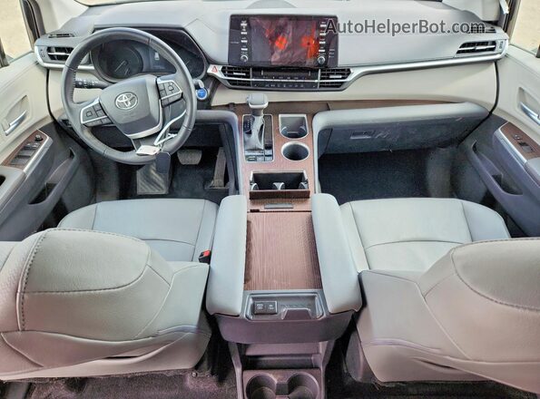5TDYRKEC6PS173150 2023 TOYOTA SIENNA Black 