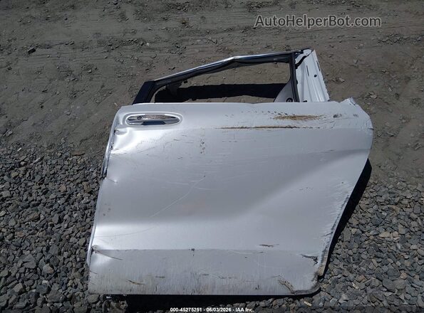 5TDYRKEC6TS318407 2026 TOYOTA SIENNA White Առջևի վահանակի տեսք