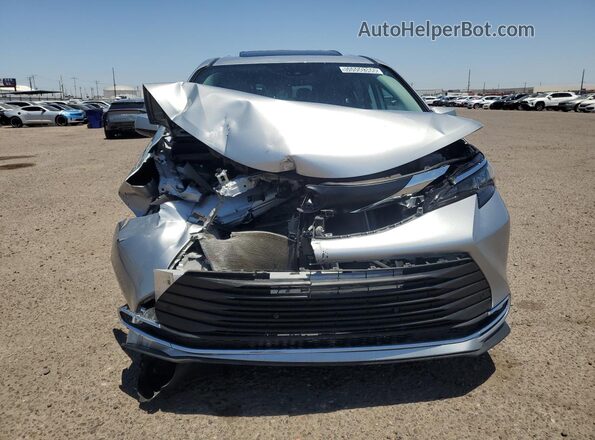 5TDYRKEC7RS182653 2024 TOYOTA SIENNA Silver 