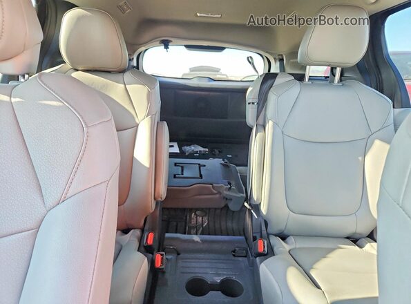 5TDYRKEC7TS291587 2026 TOYOTA SIENNA Charcoal 