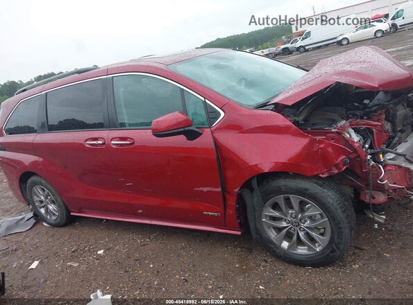 5TDYRKEC9MS019270 2021 TOYOTA SIENNA Red უკანა სალონის ხედი