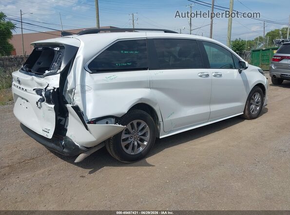 5TDYSKFC3RS143173 2024 TOYOTA SIENNA White Trasero derecho