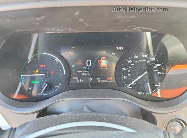 5TDYSKFC3SS163770 2025 TOYOTA SIENNA Silver 