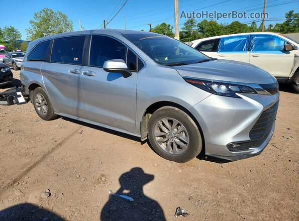 5TDYSKFC3SS163770 2025 TOYOTA SIENNA Silver 