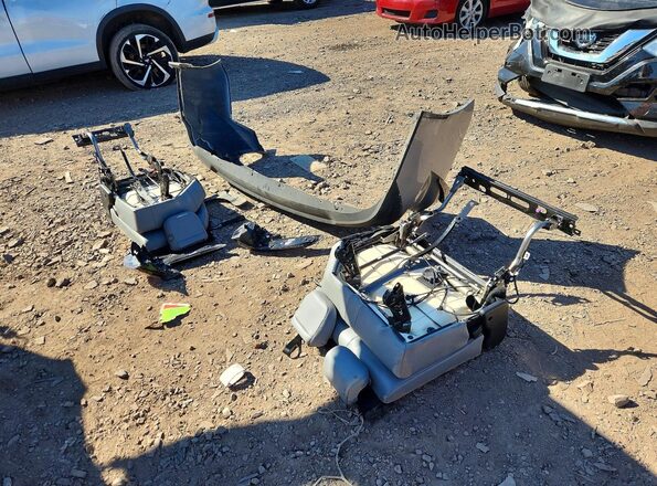 5TDYSKFC3SS163770 2025 TOYOTA SIENNA Silver 