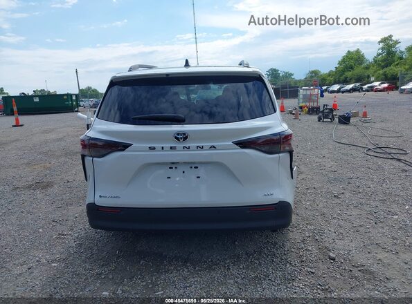 5TDYSKFC4TS245069 2026 TOYOTA SIENNA White 