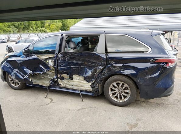 5TDYSKFC8MS001782 2021 TOYOTA SIENNA Dark Blue 360 interior view