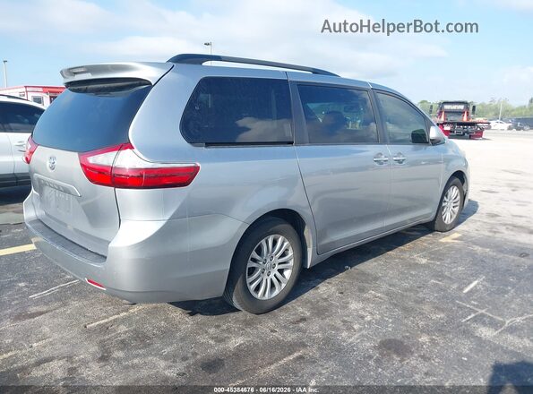 5TDYZ3DC0HS789337 2017 TOYOTA SIENNA Silver Rear right