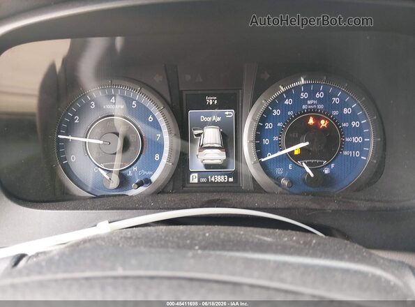 5TDYZ3DC1HS819073 2017 TOYOTA SIENNA White Widok tylnych siedzeń