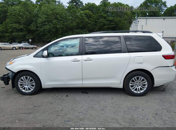 5TDYZ3DC1HS819073 2017 TOYOTA SIENNA White 