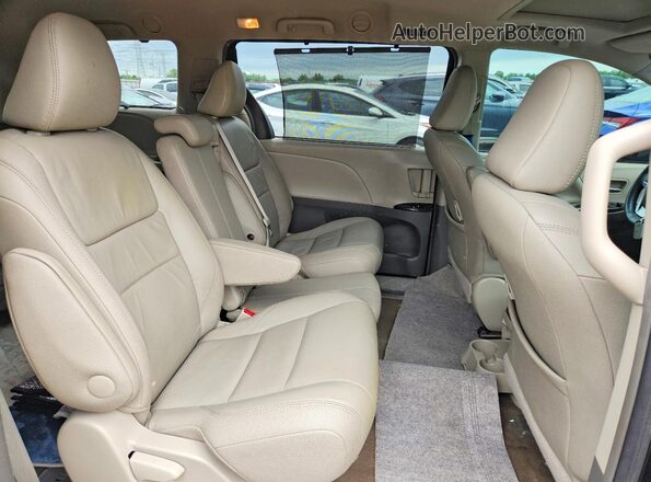 5TDYZ3DC2HS822984 2017 TOYOTA SIENNA Черный Вид задних сидений