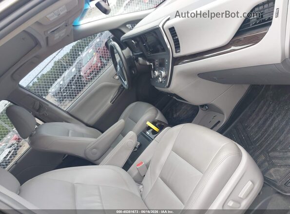 5TDYZ3DC2HS865639 2017 TOYOTA SIENNA Gray წინა სალონის ხედი