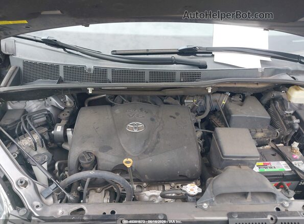 5TDYZ3DC2HS865639 2017 TOYOTA SIENNA Gray უკანა ხედი