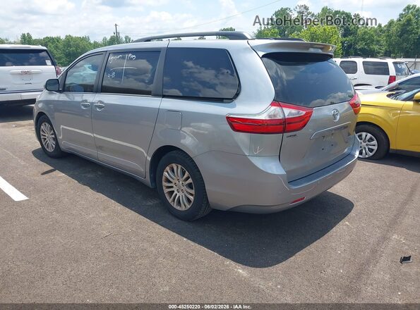 5TDYZ3DC2HS900535 2017 TOYOTA SIENNA Silver Tył lewy