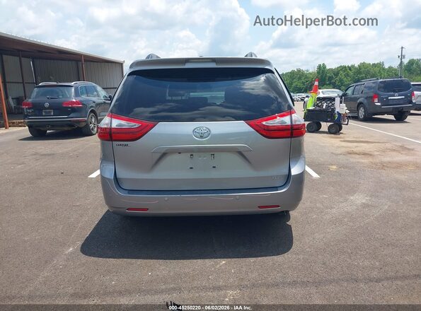 5TDYZ3DC2HS900535 2017 TOYOTA SIENNA Silver 