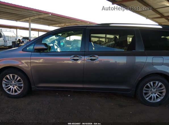 5TDYZ3DC3HS782687 2017 TOYOTA SIENNA Серый Панорамный вид салона 360°