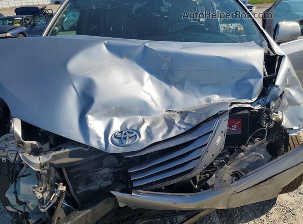 5TDYZ3DC3HS816787 2017 TOYOTA SIENNA Silver Engine compartment view