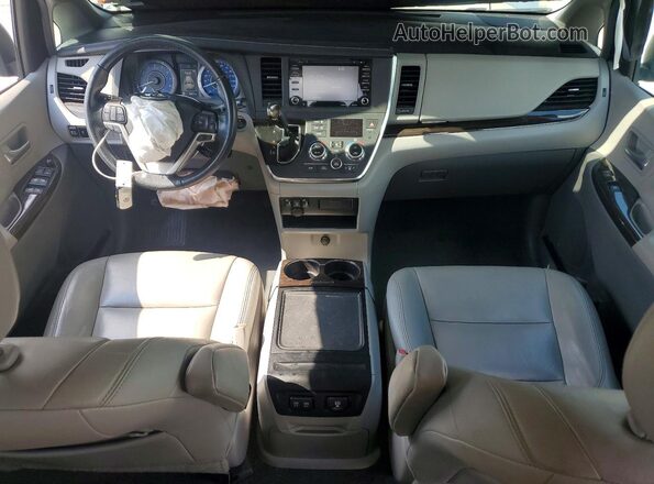 5TDYZ3DC3KS002744 2019 TOYOTA SIENNA Silver წინა პანელის ხედი