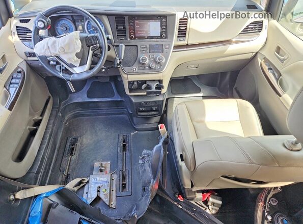 5TDYZ3DC3LS067174 2020 TOYOTA SIENNA Tan Widok deski rozdzielczej
