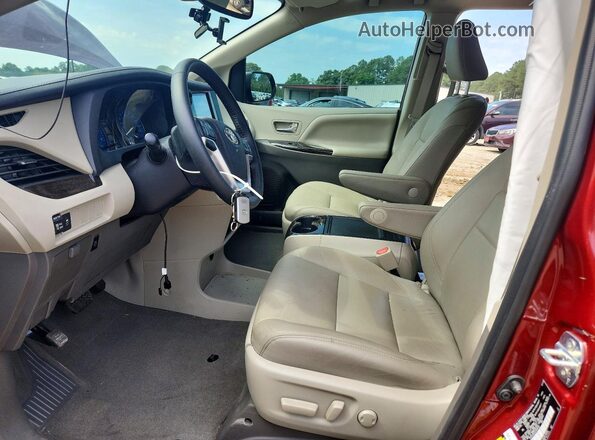 5TDYZ3DC3LS076750 2020 TOYOTA SIENNA Red Front interior view