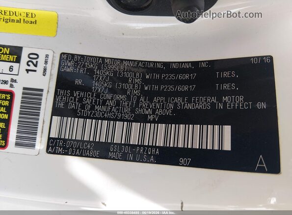 5TDYZ3DC4HS791902 2017 TOYOTA SIENNA White Widok komory silnika