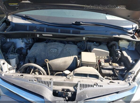 5TDYZ3DC4JS933865 2018 TOYOTA SIENNA Gray Vista trasera