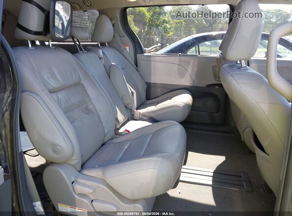5TDYZ3DC4JS933865 2018 TOYOTA SIENNA Gray Vista de la etiqueta del VIN