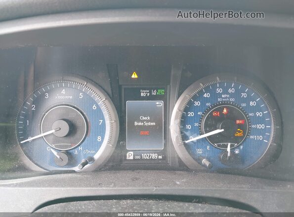5TDYZ3DC4JS934983 2018 TOYOTA SIENNA Белый Вид задних сидений