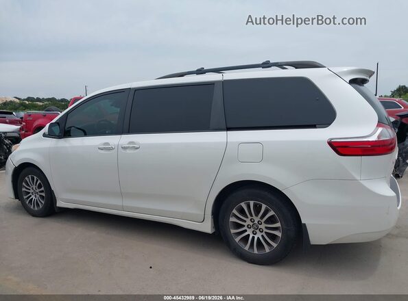 5TDYZ3DC4JS934983 2018 TOYOTA SIENNA Белый Панорамный вид салона 360°