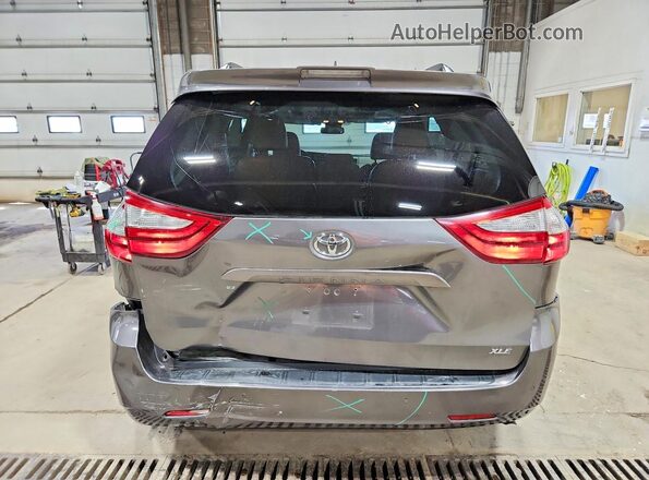 5TDYZ3DC4JS962685 2018 TOYOTA SIENNA Серый Вид сзади