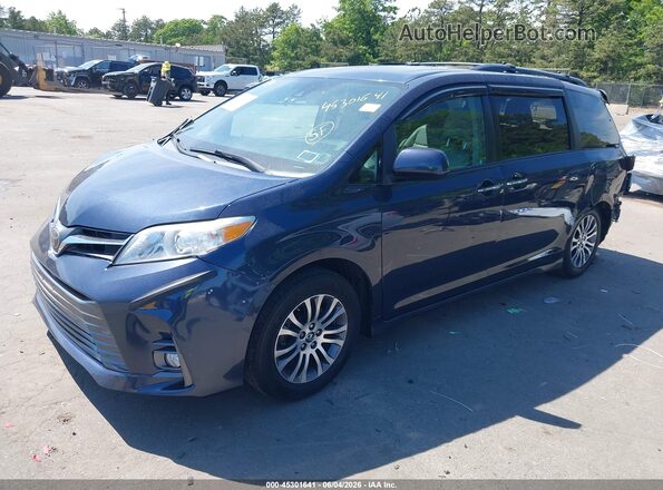 5TDYZ3DC5JS939609 2018 TOYOTA SIENNA Blue Vista tres cuartos delantera izquierda