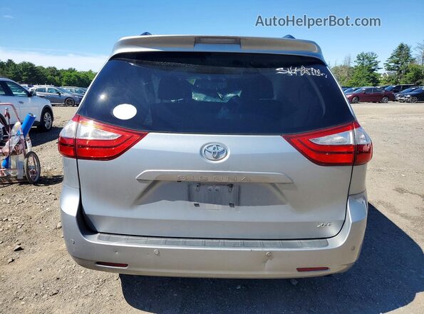 5TDYZ3DC7HS812273 2017 TOYOTA SIENNA Silver Rear view