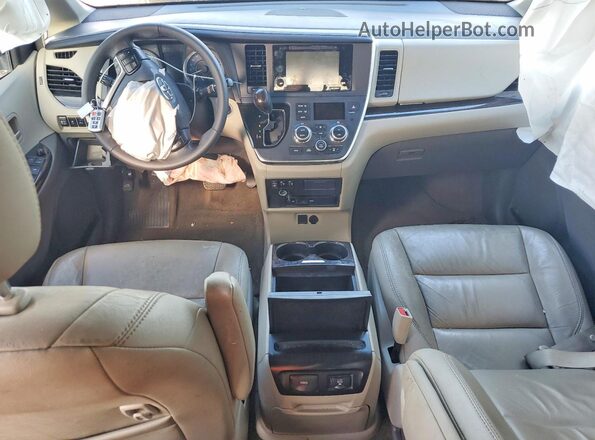 5TDYZ3DC7HS867113 2017 TOYOTA SIENNA White Vista del salpicadero