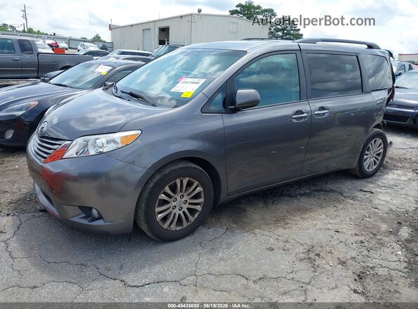 5TDYZ3DC8HS815182 2017 TOYOTA SIENNA Gray Vista tres cuartos delantera izquierda