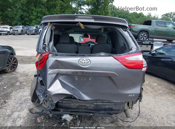 5TDYZ3DC8HS815182 2017 TOYOTA SIENNA Gray 